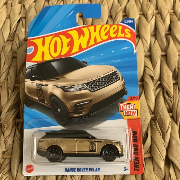 Range Rover SUV  Truck Then & Now Hot Wheels Car Mattel HotWheels New - Picture 4 of 7